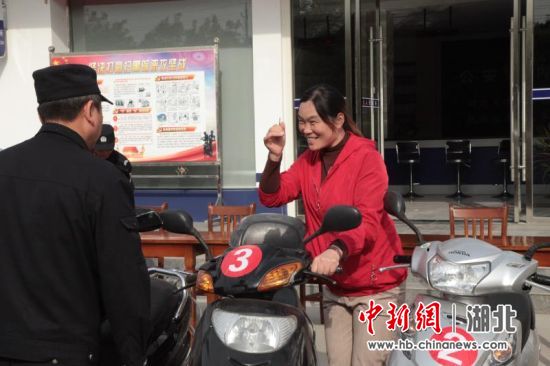 荆门市钟祥莫愁湖派出所：9辆被盗摩托“完璧归赵”