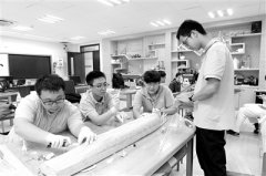 如何深化基础教育国际交流与合作