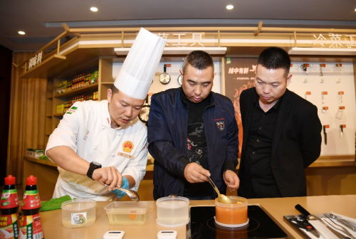 家乐携手中国国家烹饪队共促中餐文化交流