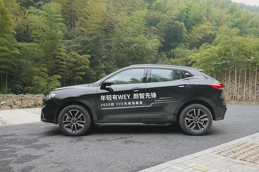 科技配置再次升级 试驾WEY 2020款的VV5 1.5T