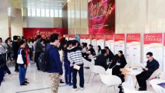 年薪超过30万元，这个街道深入园区招揽中外高端