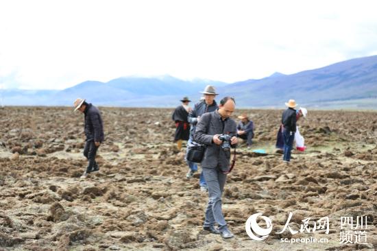 第二十個記者節講述一位來自“世界高城”新聞通訊員的故事