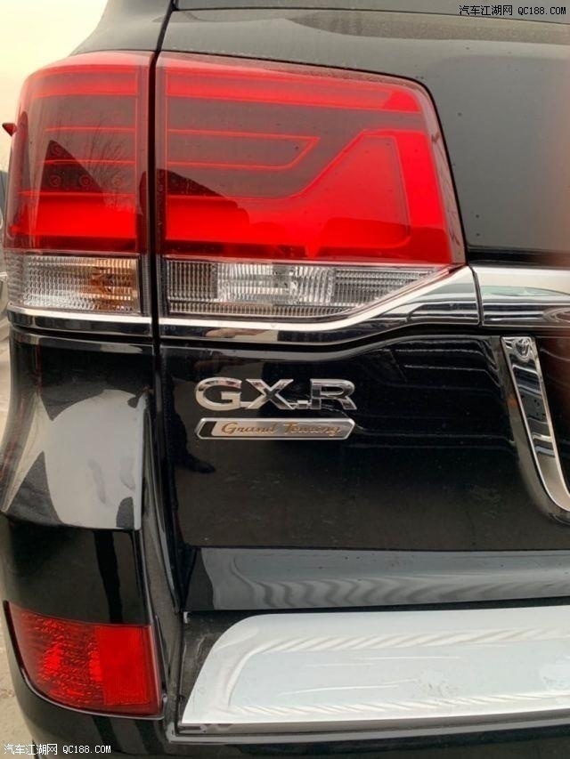 2019款中东版丰田酷路泽4600 高配解析