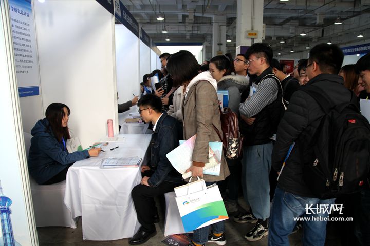 6886人达成引才意向!2019年石家庄高层次人才交流洽谈会举办