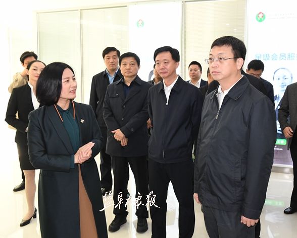曹路宝率队调研盐城电子商务产业发展情况