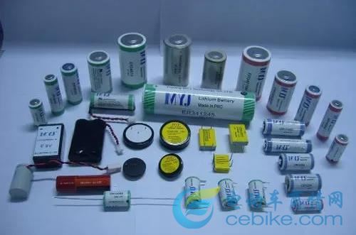 电动车选哪种电池好？铅酸电池和锂电池的对比