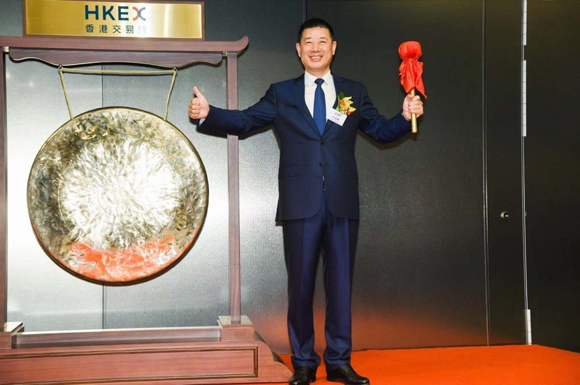 飞鹤乳业登陆港交所：上市首日即告破发，收盘
