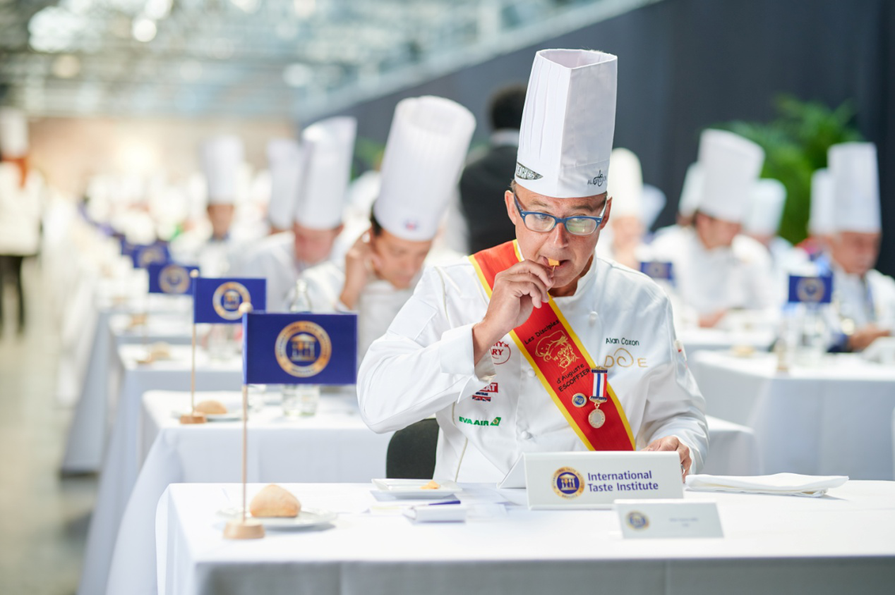 上海钟薛高荣获七枚布鲁塞尔iTQi顶级美味奖章——中国大陆冰淇淋品牌国际首次获奖