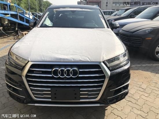 2019款奥迪Q7科技版3.0T报价到店实拍