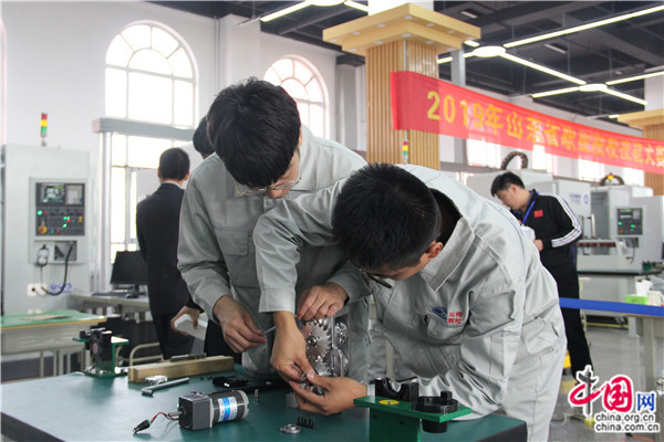 ​加大工匠型人才培养力度 青岛港湾职院折桂技能大赛