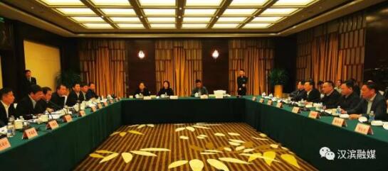 汉滨区委书记王孝成带团赴江苏常州市武进区交