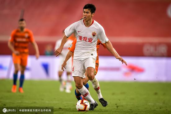 中超颁奖巡礼之深圳佳兆业：鹏城奇迹 再耀绿茵