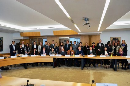 瑞中国际高级法律人才交流项目在联合国欧洲总部揭幕，来自6个国家的50多名律师代表出席