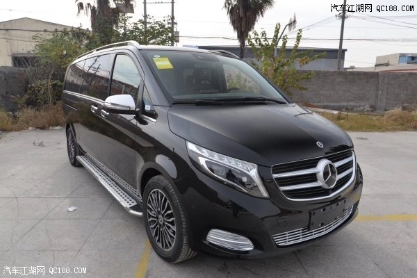 2019款墨版奔驰V250报价 配置动力体验