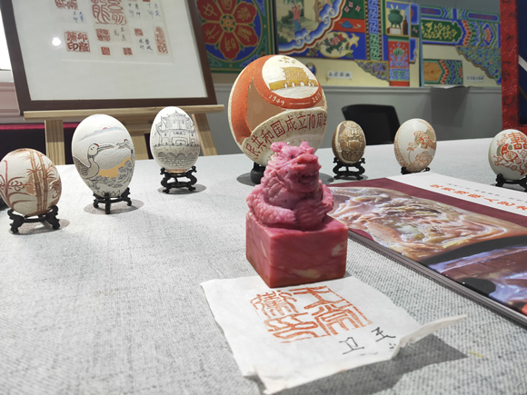 为优秀残疾人艺术家插上腾飞的翅膀