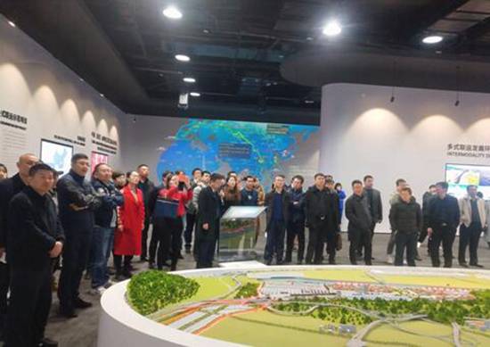 曹妃甸自贸人才及企业家跨境电商高级研修班在渝结束