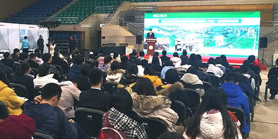 通辽市2020年人才引进双选会走进中国人民大学