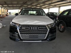 19款奥迪Q7加规版3.0T科技版 七座越野