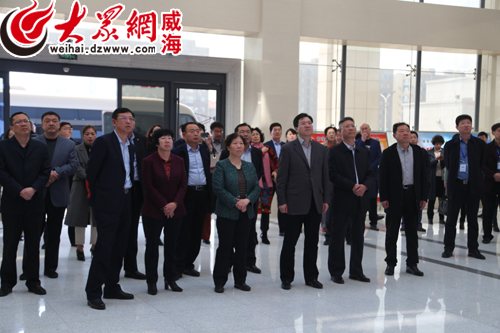 省总工会领导来荣成市民营医疗行业工会联合会观摩调研