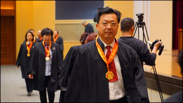 济南举办推动律师行业高质量发展暨庆祝律师制度恢复40周年大会