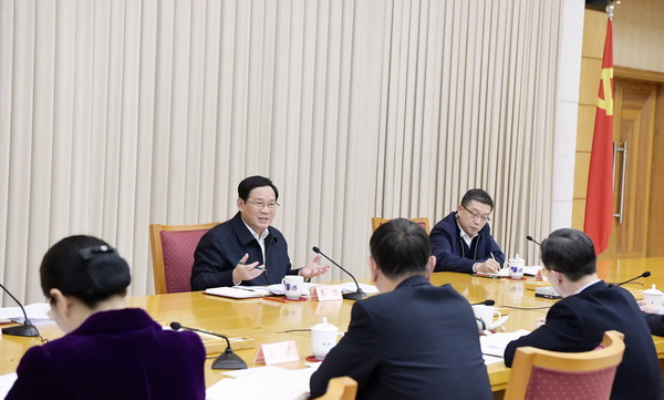 上海市委专题协商座谈会，李强紧扣抓落实与党