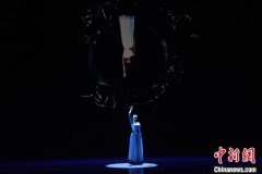 庆祝新中国成立70周年 科技工作者自编自演文艺节目