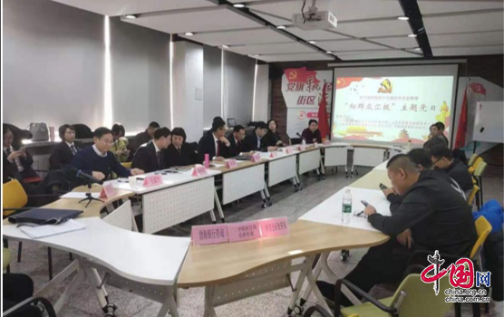 ​向群众汇报 送法律咨询上门
