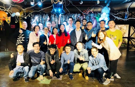 麦齐教育科技硬核团队：十年铸剑，创新不辍