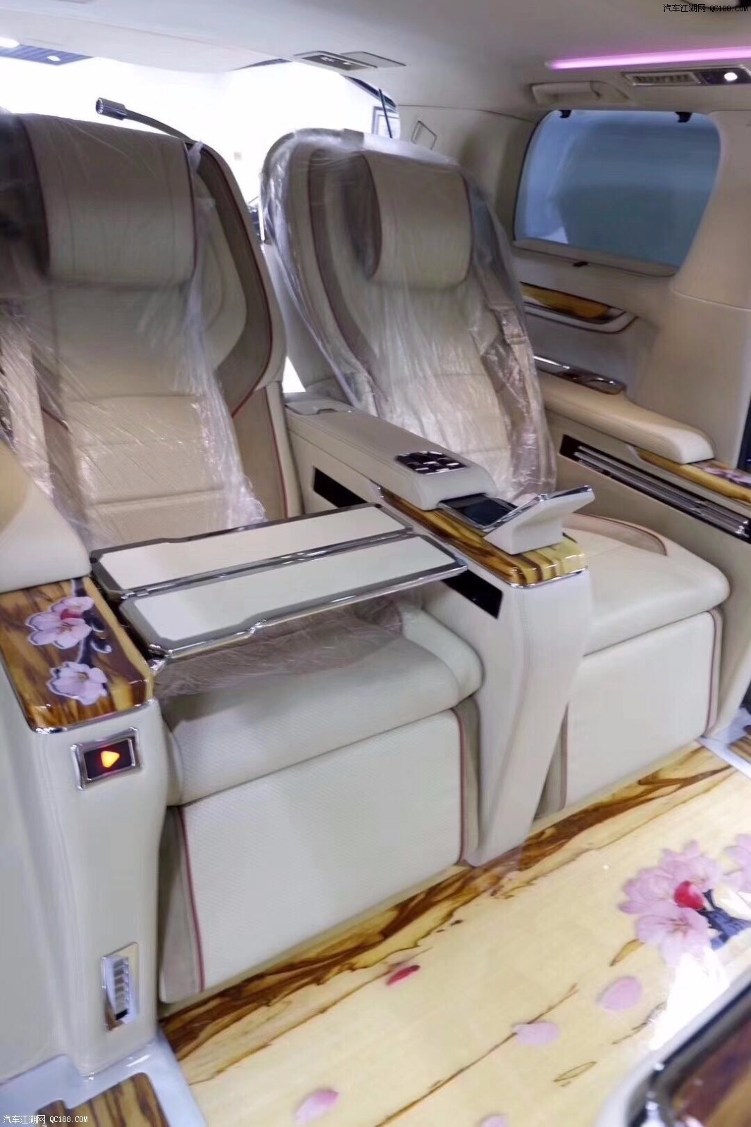 2019款丰田埃尔法3.5L汽油版报价解析