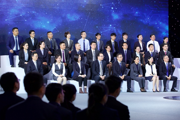 吹响《人才集结号》海南“金融人才沙龙”活动完成电视录制