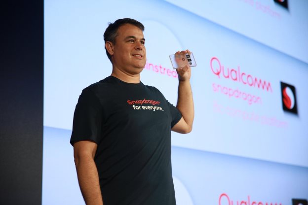 https://www.qualcomm.com/sites/ember/files/styles/optimize/public/press-releases/managed-images/miguel_nunes_senior_director_product_management_unveils_new_pc_platforms.jpg?itok=VbTwFmWf