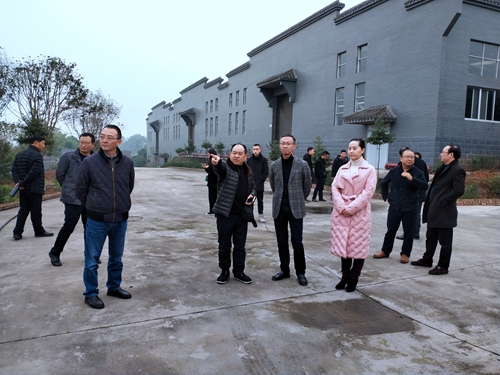 富顺县召开推进白酒产业高质量发展研讨会