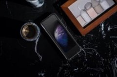 全新形态 超越期待 心系天下三星W20 5G即将首销