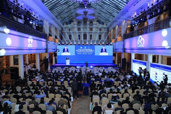 数字经济最缺的不仅是程序员，新商科人才缺口