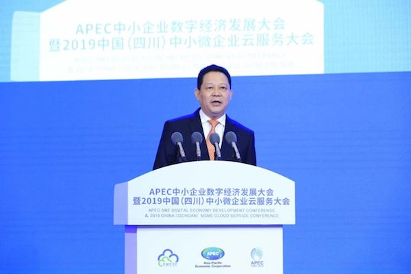 数字经济最缺的不仅是程序员，新商科人才缺口