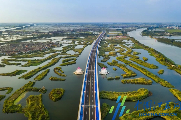 省“四好农村路”高质量攻坚推进会召开 泰州交