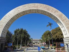 蓝卡科技：华侨大学无人化停车场上线