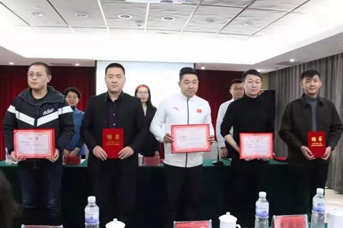 市南区“青年人才智库”成立仪式暨“青年大学