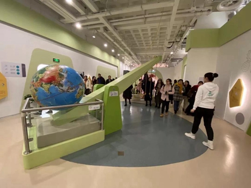 市南区“青年人才智库”成立仪式暨“青年大学