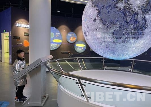 去这里揭示宇宙奥秘