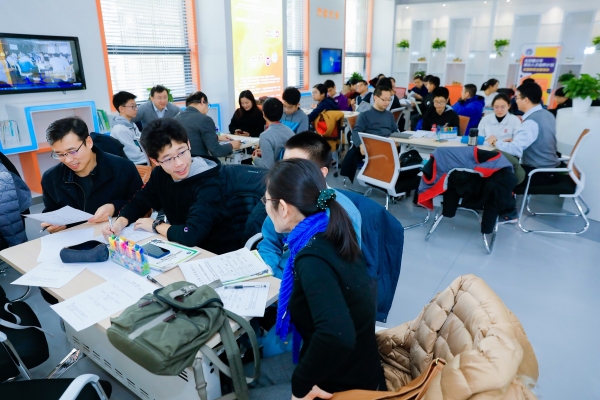 青少年科创人才生涯教育主题活动成功举办