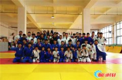 冬训忙！朝鲜柔道强队来烟交流对抗（组图）