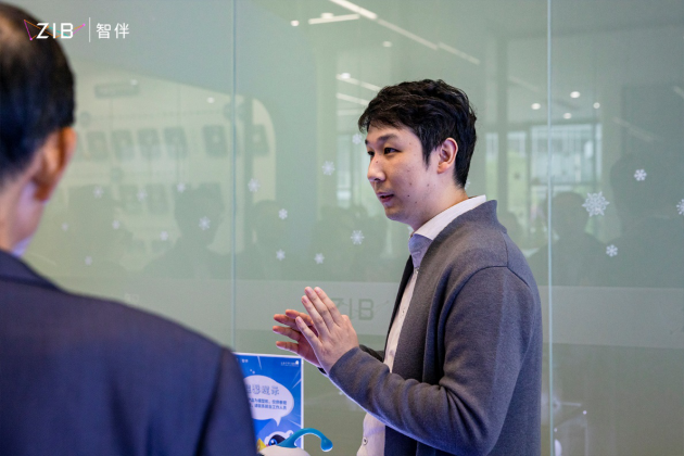 肇庆鼎湖区考察团参观智伴科技，创新业态及示