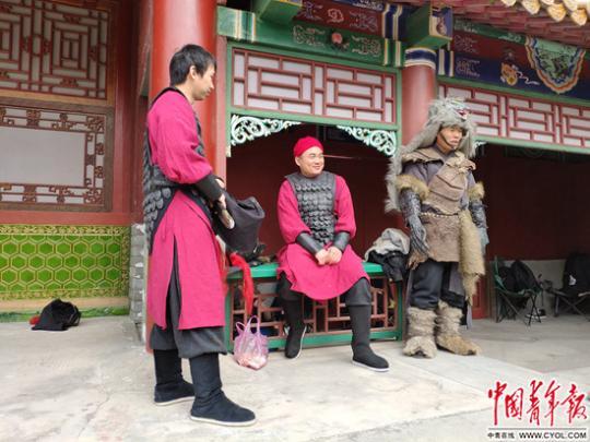 影视行业“冬天”来了 横店的青年演员还好吗？