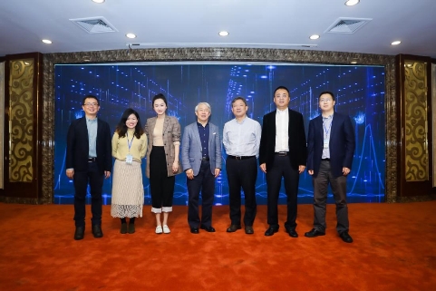 共享出行首部蓝皮书重磅发布 华夏出行担当行业