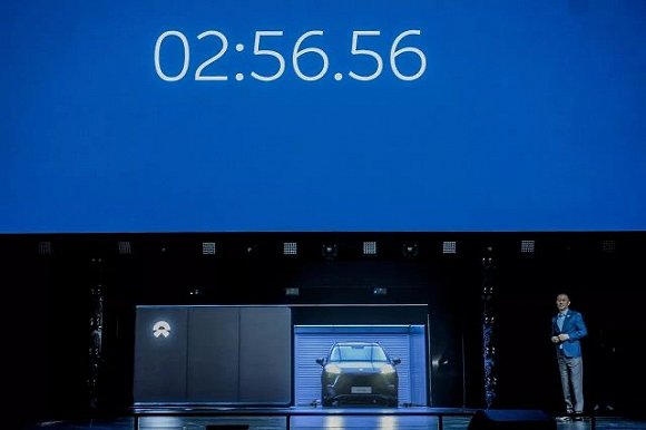 【深度】蔚来,笑着活下去