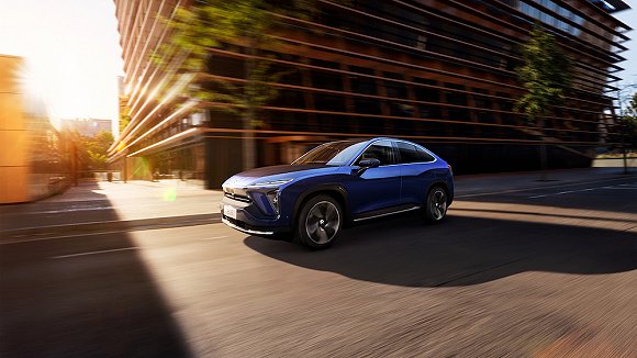 【深度】蔚来,笑着活下去