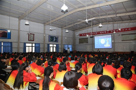 弘扬科技报国光荣传统，坚持科普巡讲老有所为