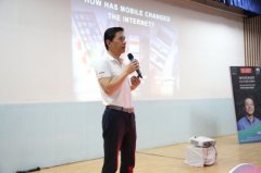 <b>李彦宏和印度AI大牛对谈，网友：硬核版“神仙对</b>