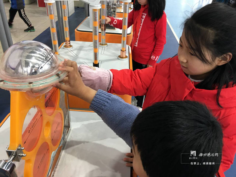 流动科技馆走进峡口小学，助力乡村学校开展科技学习